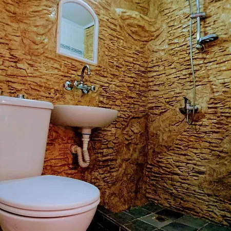 Hotel Хотел Сакар *