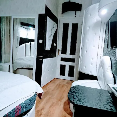 Hotel сакар